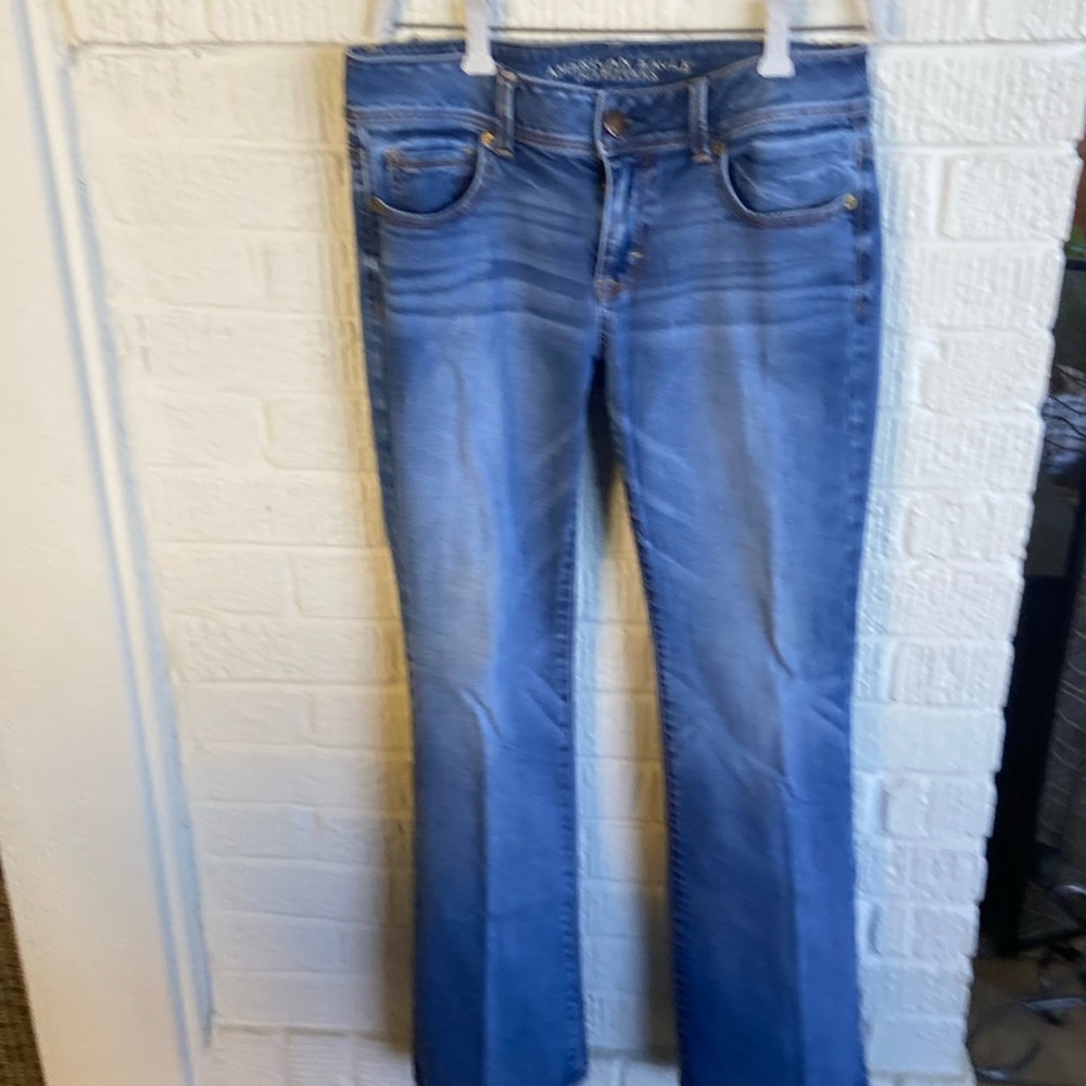 American Eagle kick boot super stretch Jean size 10 in wonderful condition